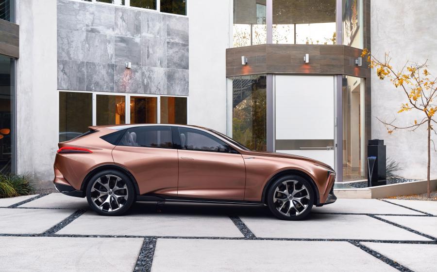  Lexus LF-1 Limitless 2018 года  (фото 56 из 72)